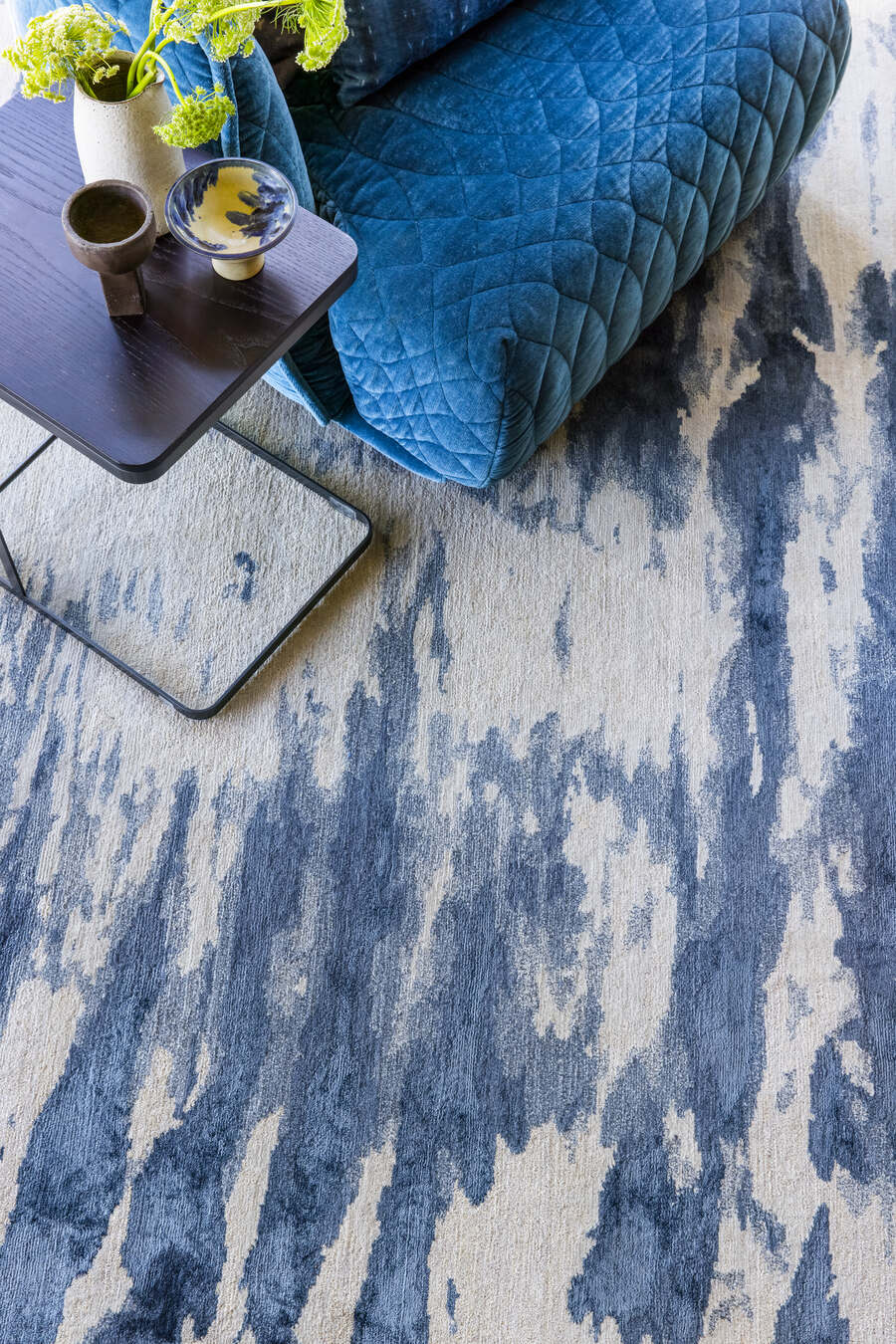 designer rugs shibori Byron bay grey lounge close up
