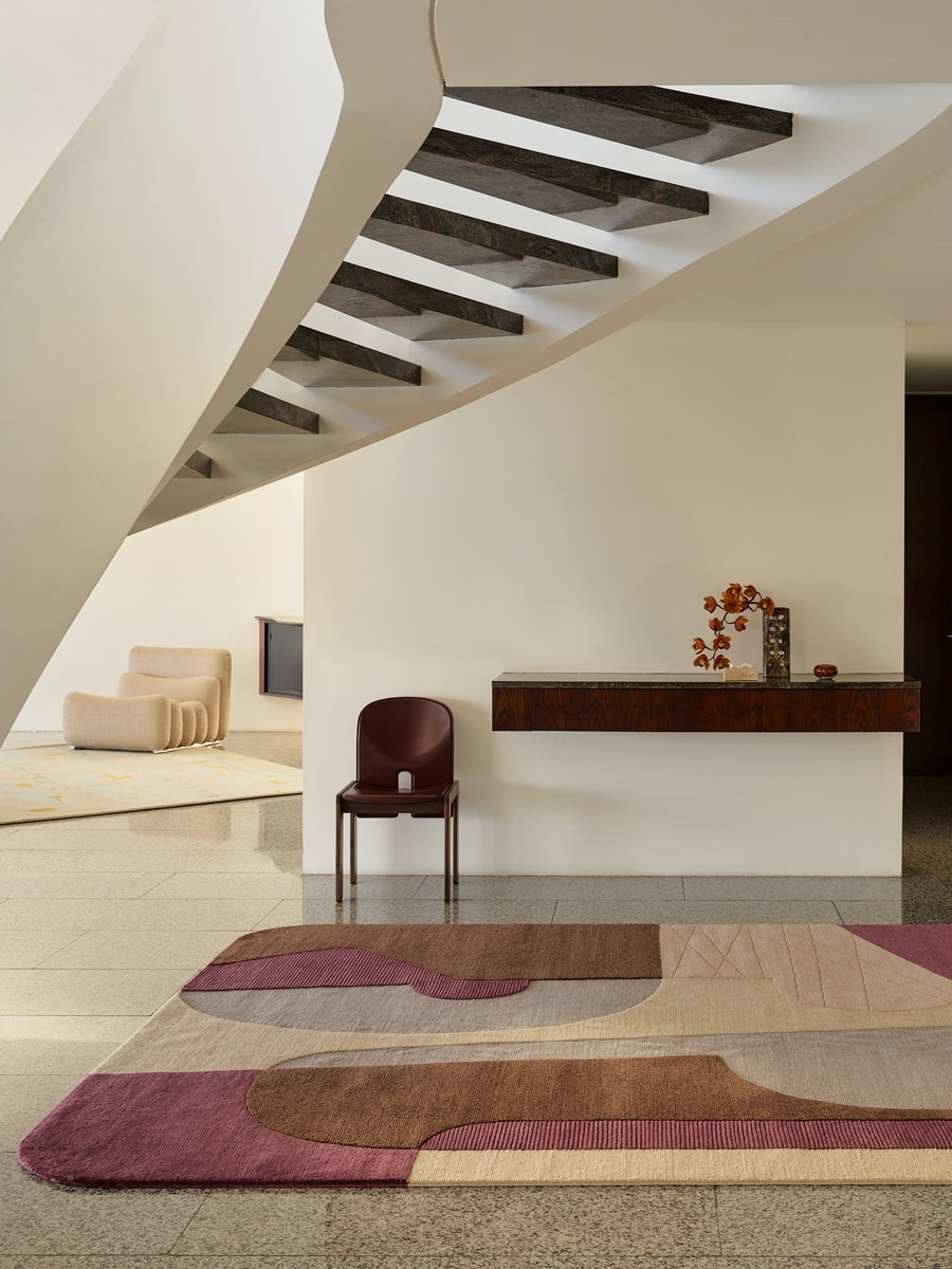 Rozzo wool handknot rug by Greg Natale styled in a modern interior – luxury designer rug with tonal geometric pattern, handknotted in wool for texture, depth, and durability