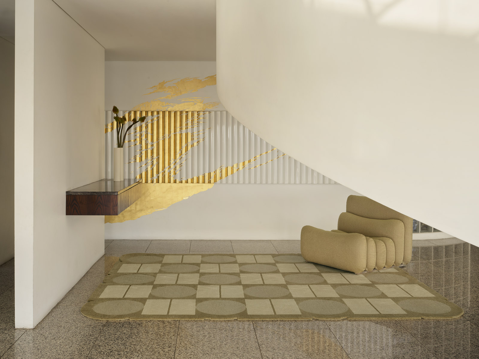 Vivo handknot rug by Greg Natale in a modern interior – designer rug with organic linear pattern, handknotted in wool for soft texture, depth, and artisanal quality