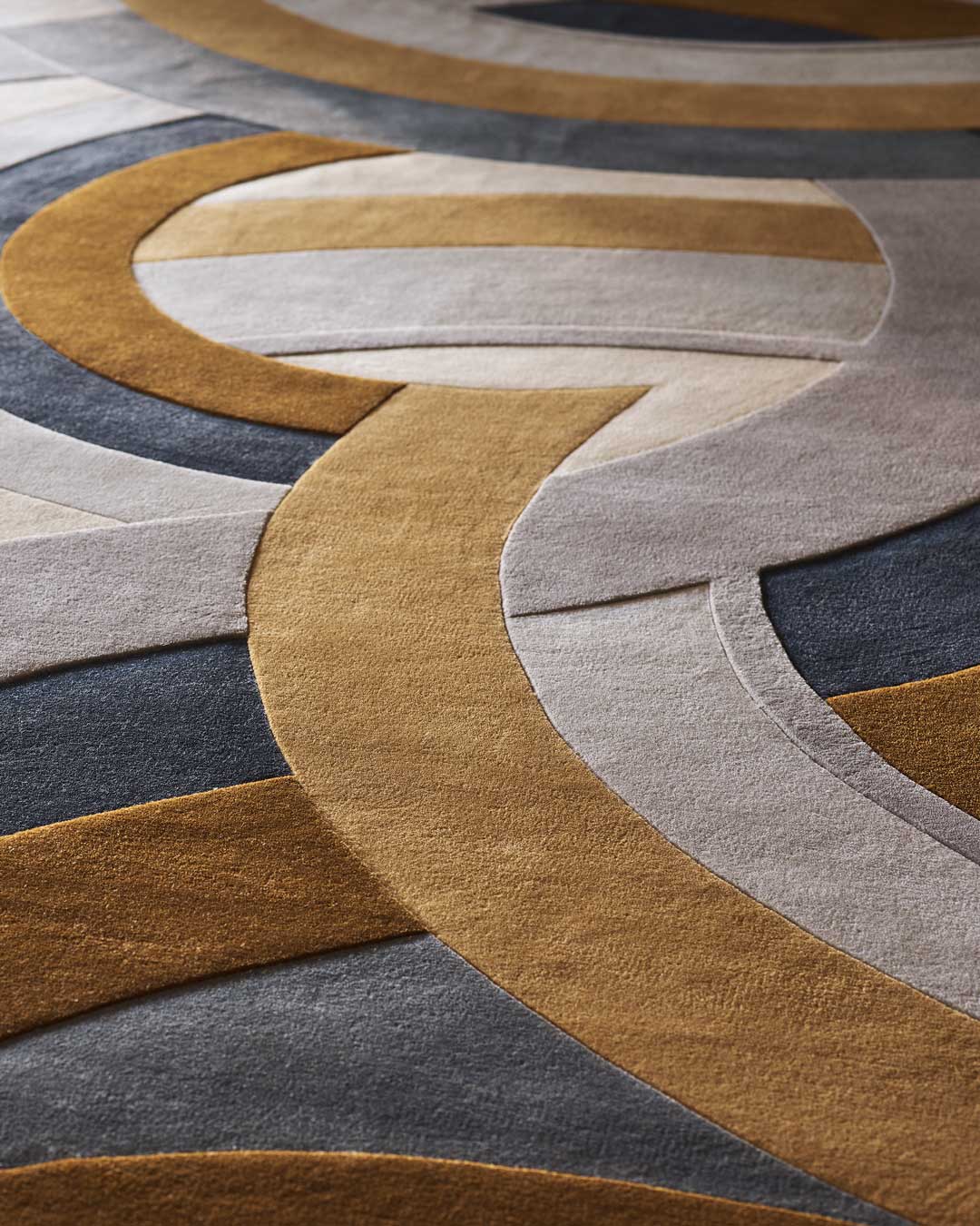 close up of Ruhlmann rug by Greg Natale