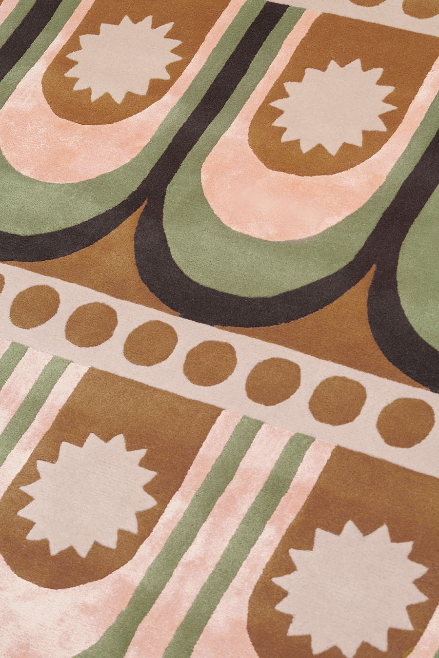 detailed image of art deco Nook rug in mustard and pink colour