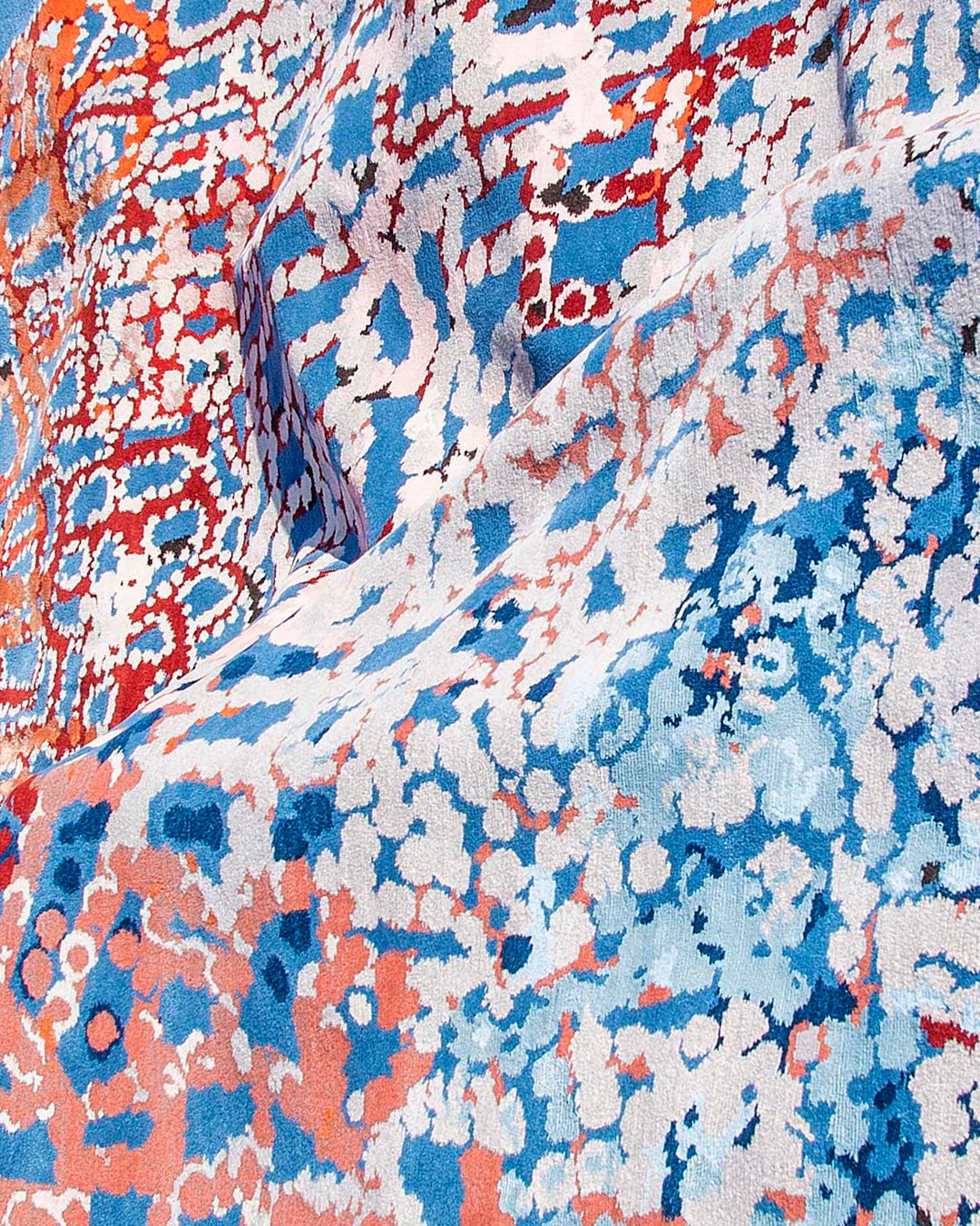 Detailed view of indigenous Pinkalarta rug in pink and blue colour