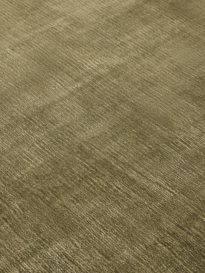 Close up image of the Sabi hunter rug