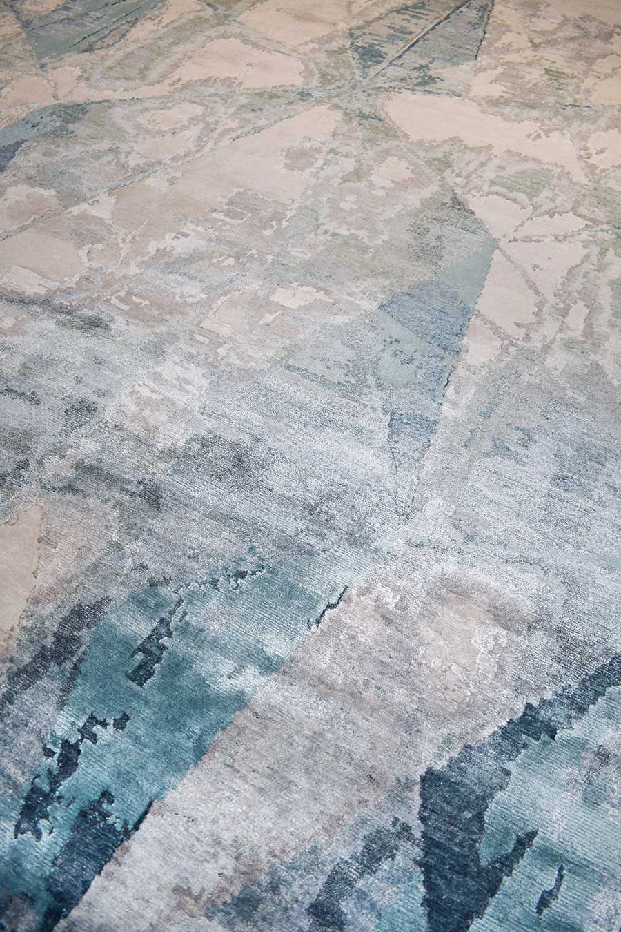 Detailed image of abstract Adonis rug in blue colour