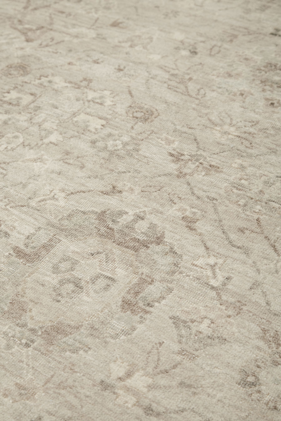 Detailed view of traditional Aragon rug in beige colour